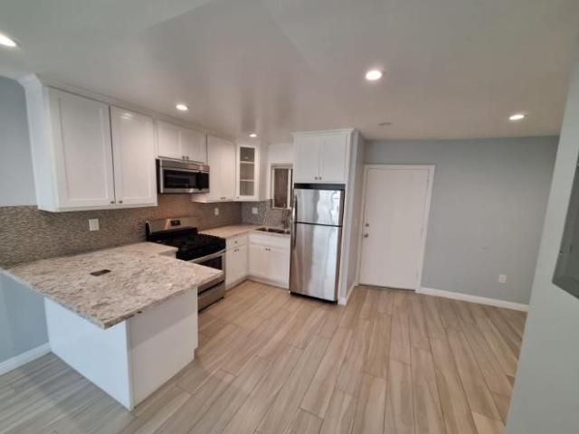 Condo for rent in Sherman Oaks