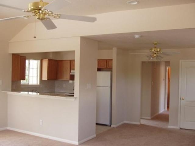 Townhouse for rent in Tomball