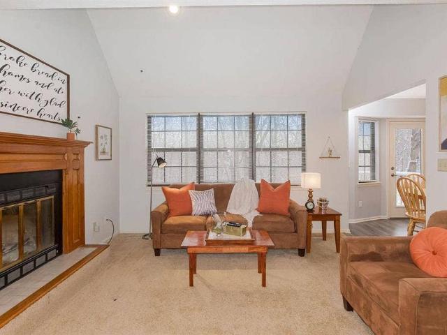 Room for rent in Blue Springs, Missouri