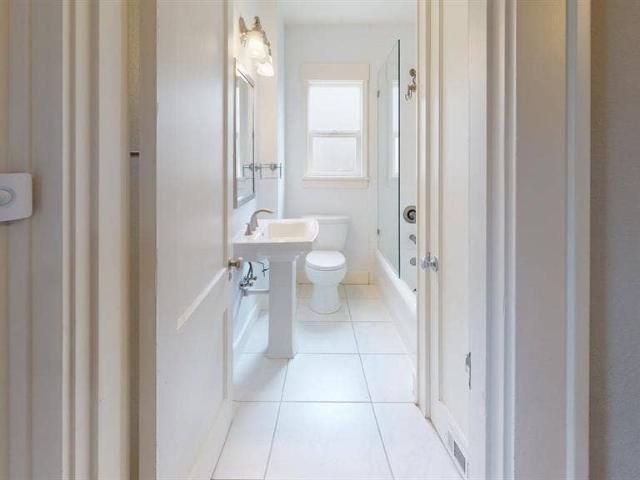 Room for rent in Seattle, Washington