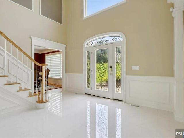 House for sale in Mahwah