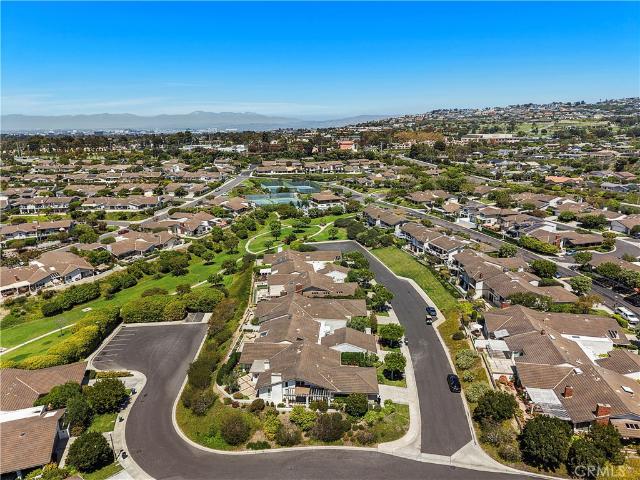House for sale in Corona Del Mar, California