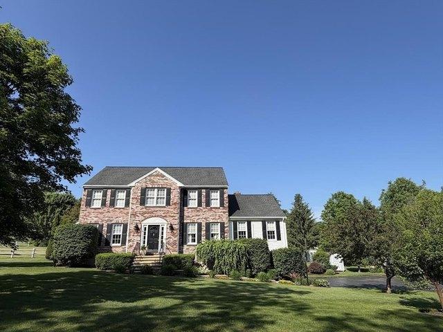 House for sale in Hudson, Massachusetts