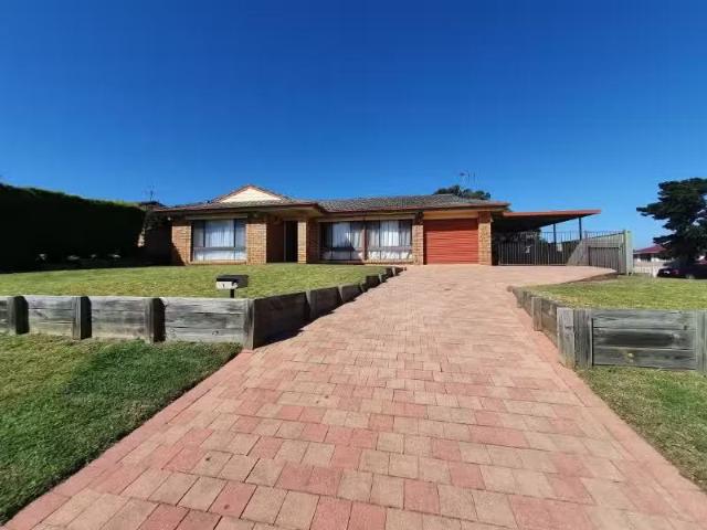 House for rent in Minto, Sydney