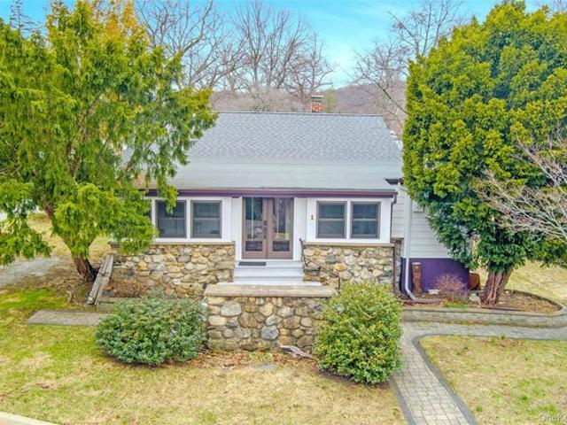 House for sale in Fort Montgomery, New York