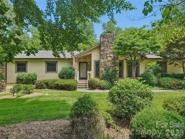 House for sale in Hendersonville, North Carolina