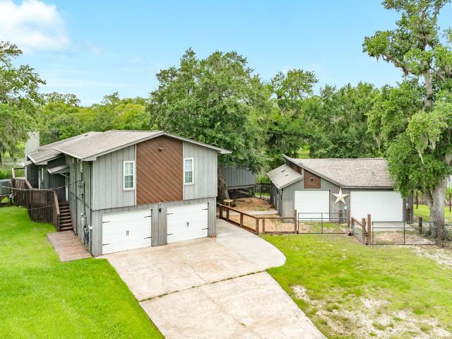 House for sale in Lake Jackson, Texas