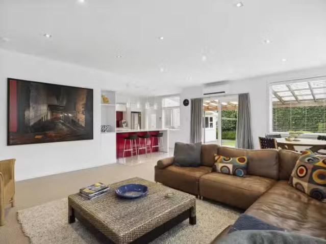 House for sale in Otakou
