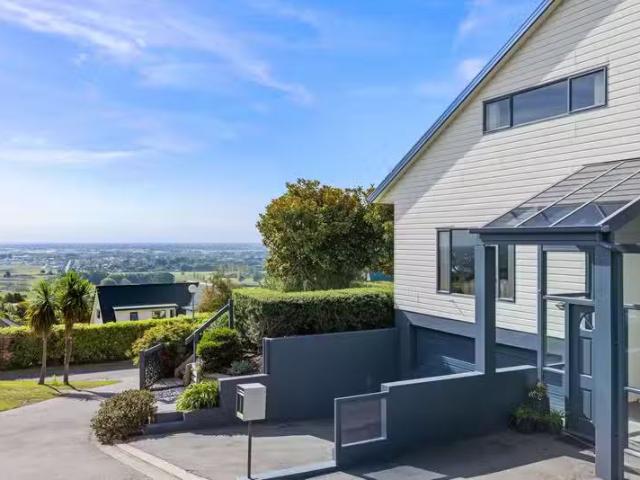 House for sale in Westmorland, Canterbury