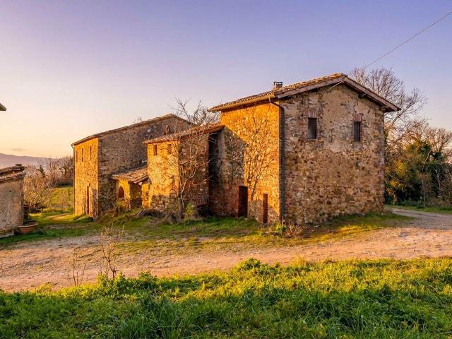 Casa in vendita a Radicondoli, Toscana