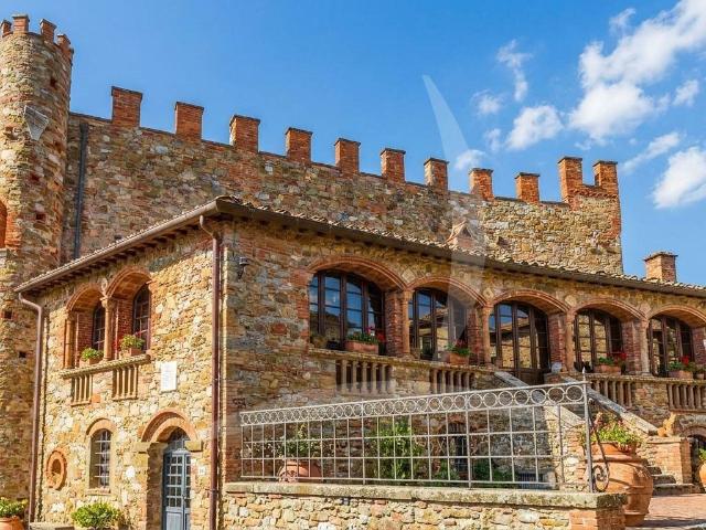 Casa in vendita a Bucine, Toscana