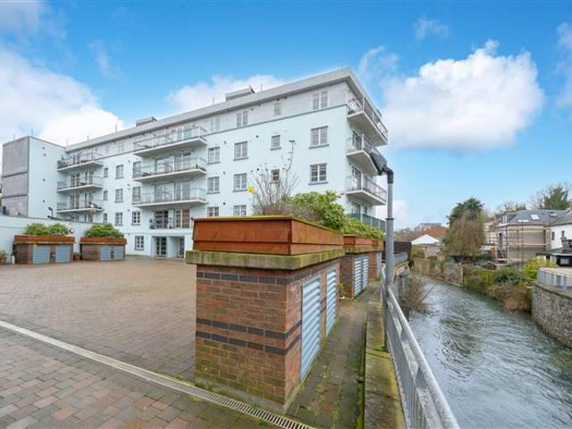 Apartment for sale in Bluebell, Dublin