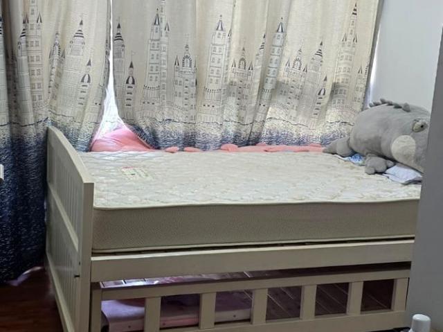 Condominium for rent in 23 North West