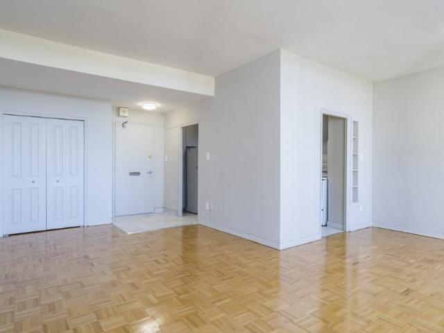 Apartment for rent in York Centre, Toronto
