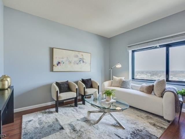 Condo for sale in Rahway, New Jersey