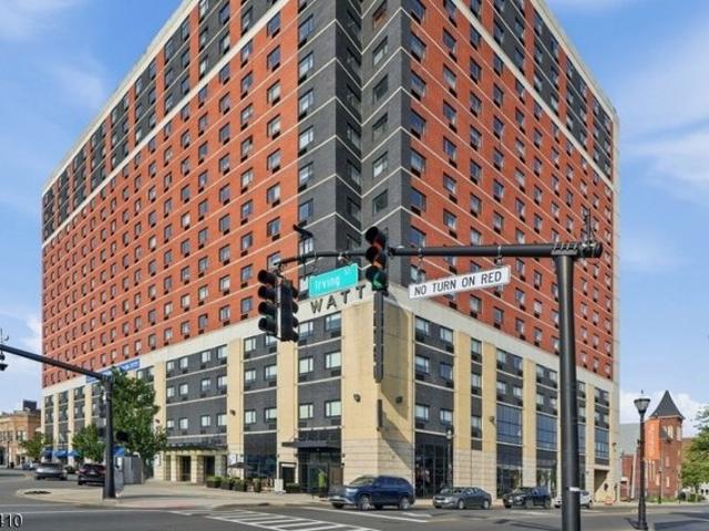 Condo for sale in Rahway, New Jersey