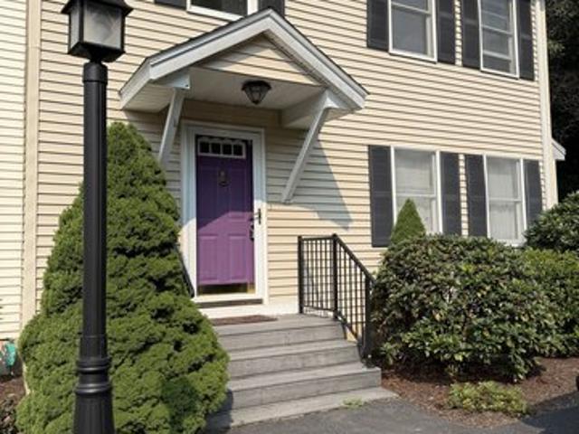 Townhouse for sale in Stonington, Connecticut