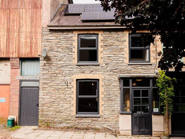 House for rent in Wales