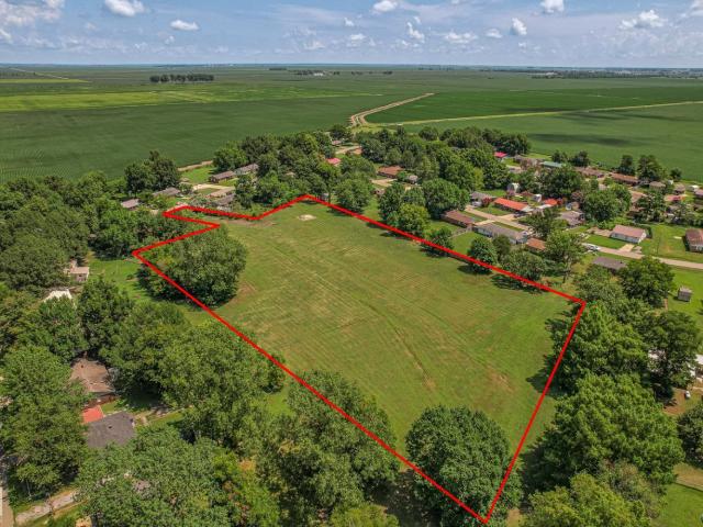 Farm for sale in Ark