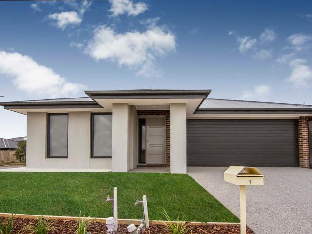 Apartment for rent in Armstrong, Geelong