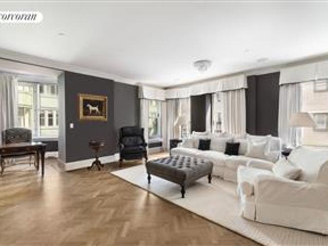 Condo for sale in Arverne, New York