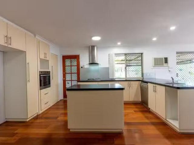 House for rent in Leda