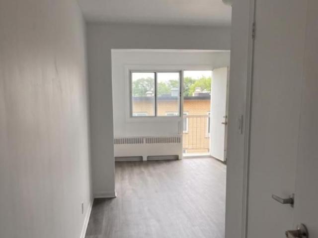 Apartment for rent in St. Leonard's, Quebec