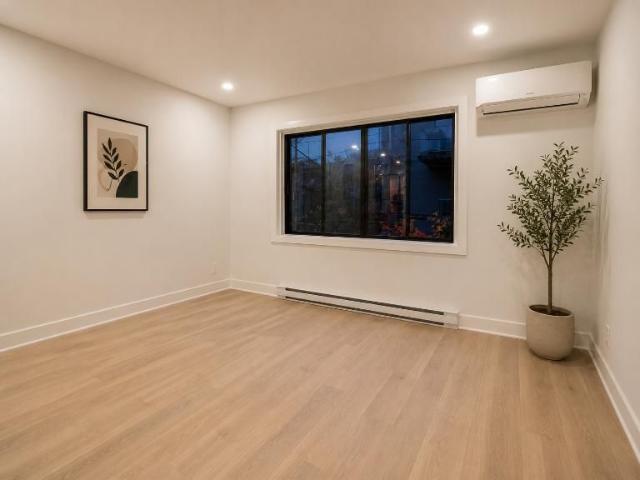 Apartment for rent in St. Leonard's, Quebec