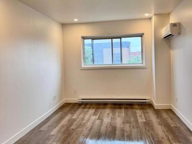 Apartment for rent in St. Leonard's, Quebec