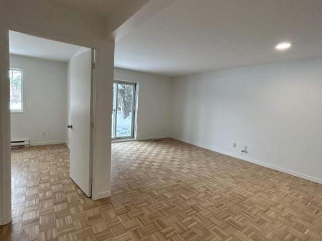 Apartment for rent in Saint-Charles-Borromée, Lanaudière