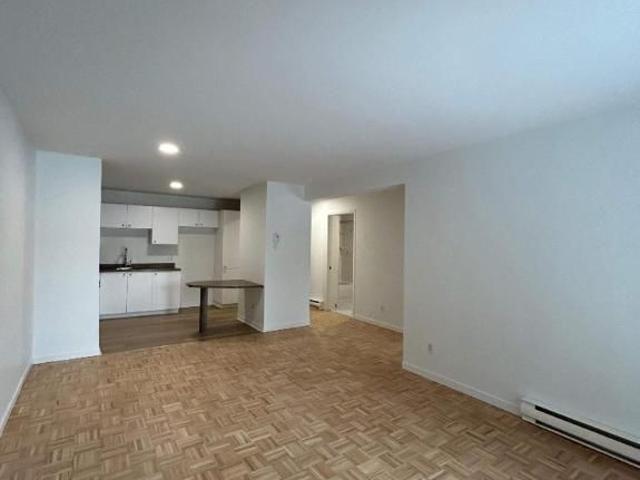 Apartment for rent in Saint-charles-borromée, Quebec