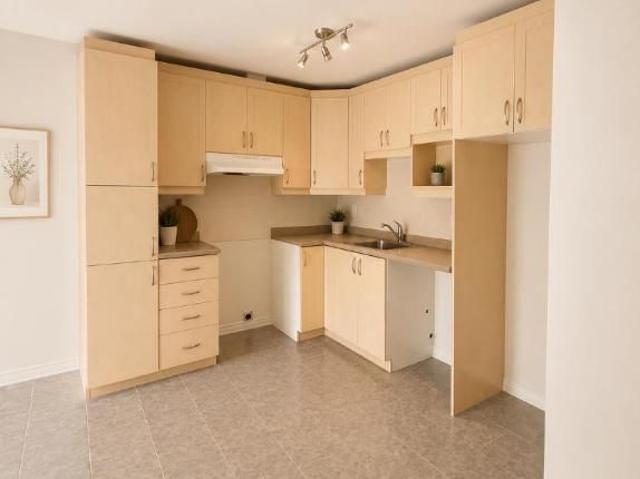 Apartment for rent in Le Vieux-Longueuil, Longueuil