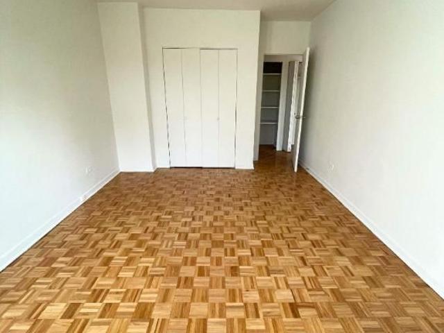 Apartment for rent in St. Leonard's, Quebec