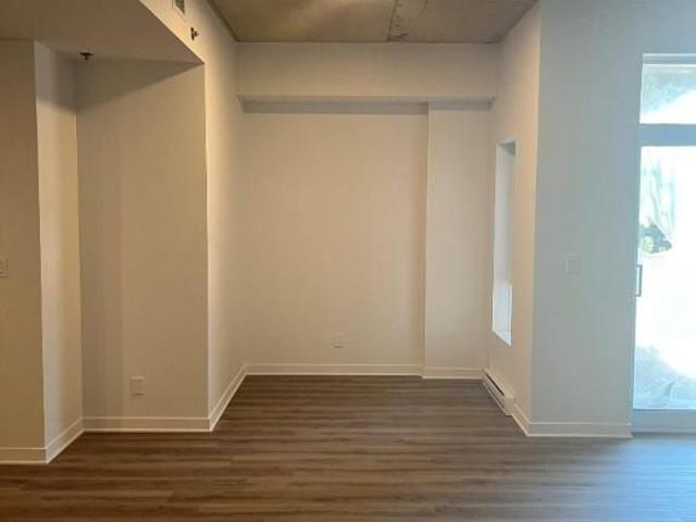 Apartment for rent in Les Moulins, Quebec