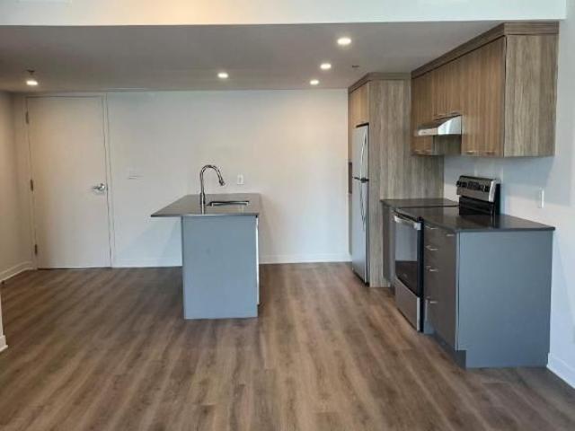 Apartment for rent in Les Moulins, Quebec