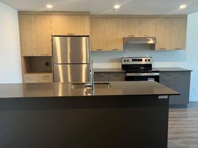 Apartment for rent in Les Moulins, Quebec