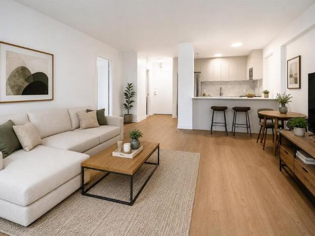 Apartment for rent in Mont-royal, Quebec