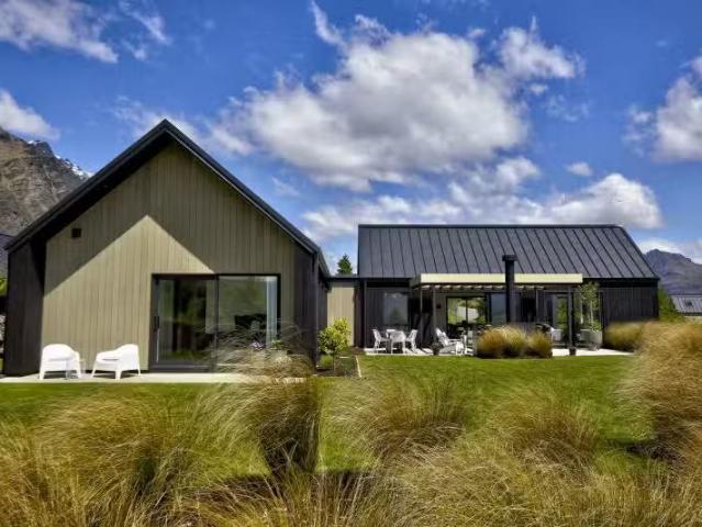 House for sale in Otakou
