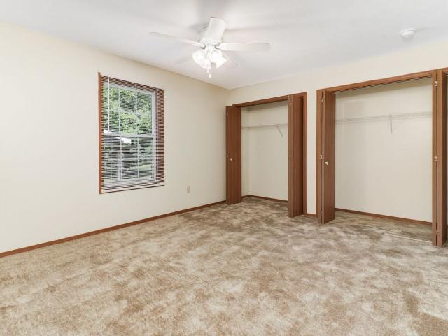 Apartment for rent in Whispering Pines, Bloomington