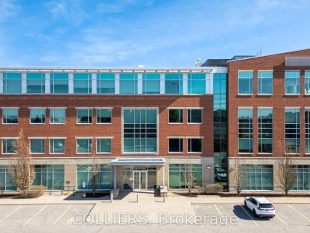 Office for rent in College, Ottawa