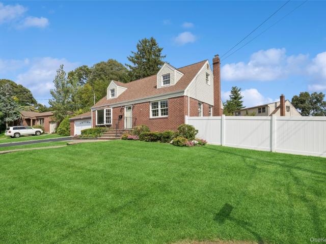 House for sale in Huntington, New York