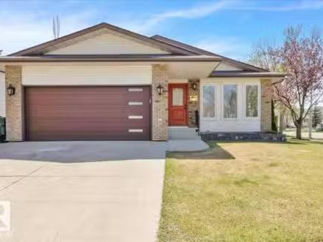 House for sale in Sherwood Park, Alberta