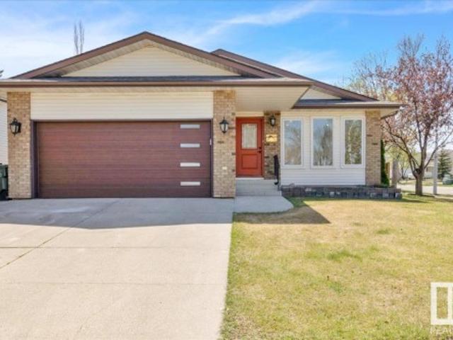 House for sale in Sherwood Park