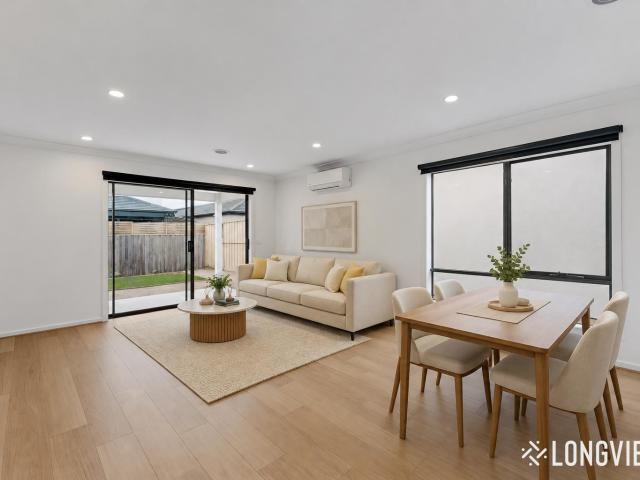 House for rent in Manor Lakes, Melbourne