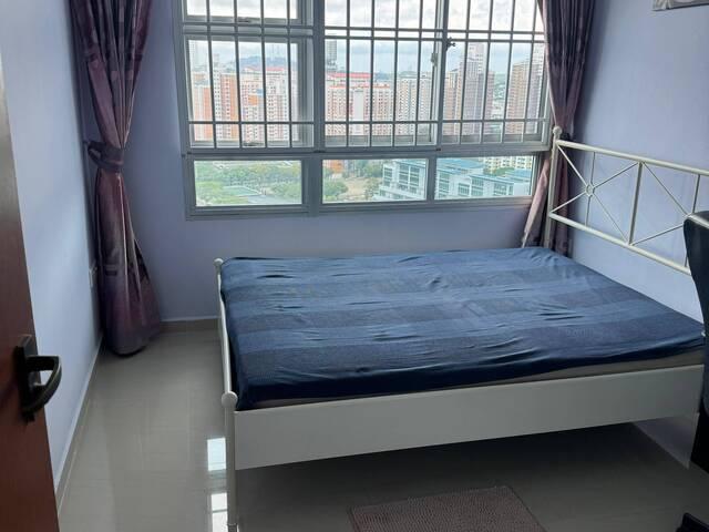 Room for rent in Queenstown, 03 Central South