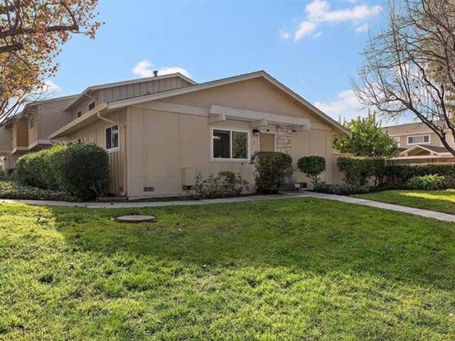 Townhouse for sale in Mountain View, California