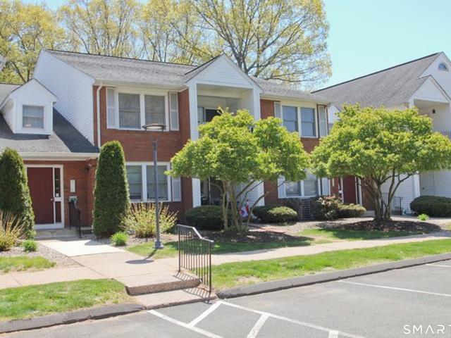 Condo for sale in Windsor Locks, Connecticut