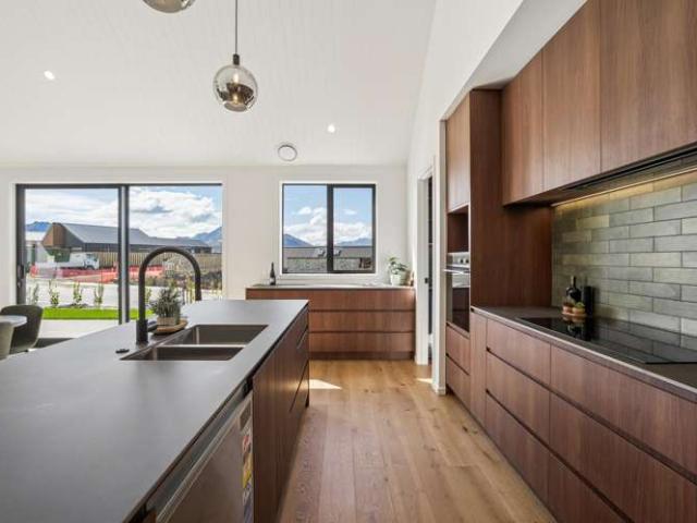 House for sale in Otakou