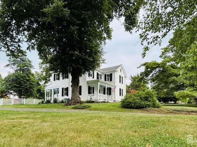 House for sale in Cranbury, New Jersey