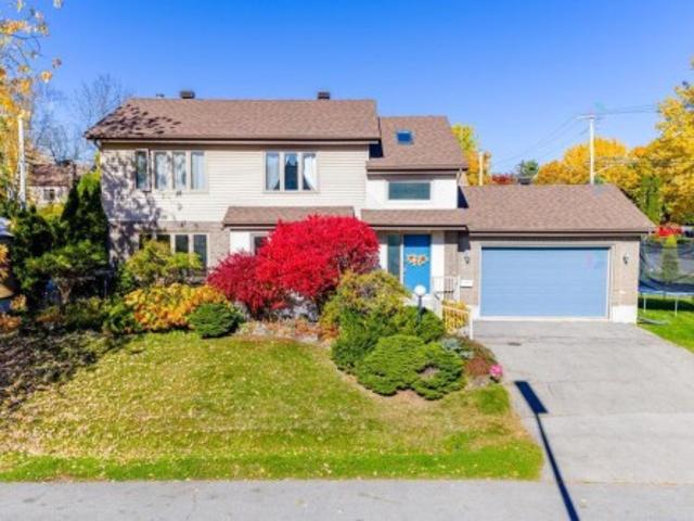 House for sale in Beaconsfield, Quebec